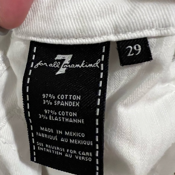 30. 7 For All Mankind white skinny denim pant with raw hem. Size 29 - Picture 2 of 13